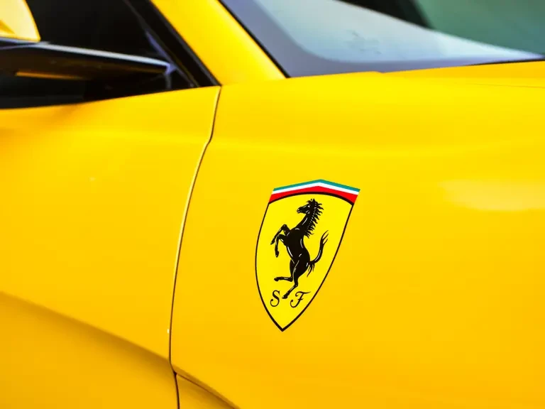 2018 Ferrari 812 Superfast - Image 29 of 31