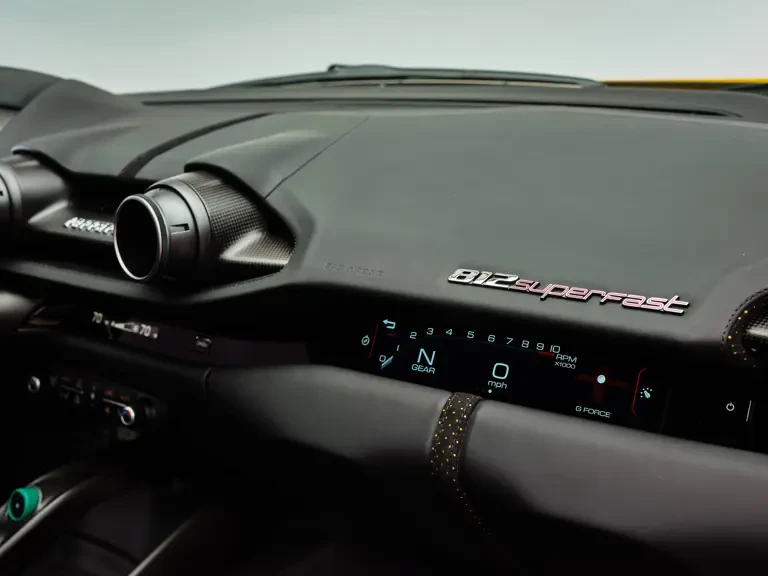2018 Ferrari 812 Superfast - Image 18 of 31