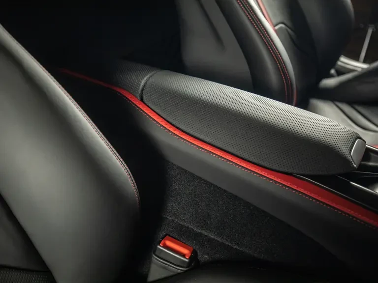 2018 Ferrari 812 Superfast - Image 18 of 31