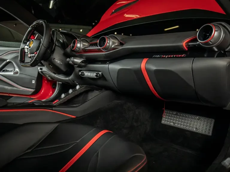 2018 Ferrari 812 Superfast - Image 14 of 31