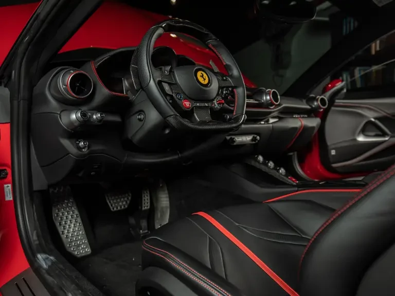 2018 Ferrari 812 Superfast - Image 15 of 31
