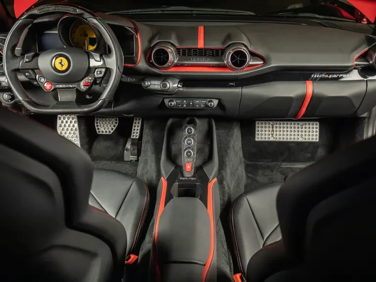 2018 Ferrari 812 Superfast - Image 10 of 31