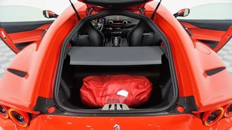 2018 Ferrari 812 Superfast - Image 8 of 12