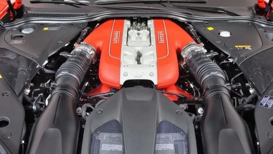 2018 Ferrari 812 Superfast - Image 7 of 12