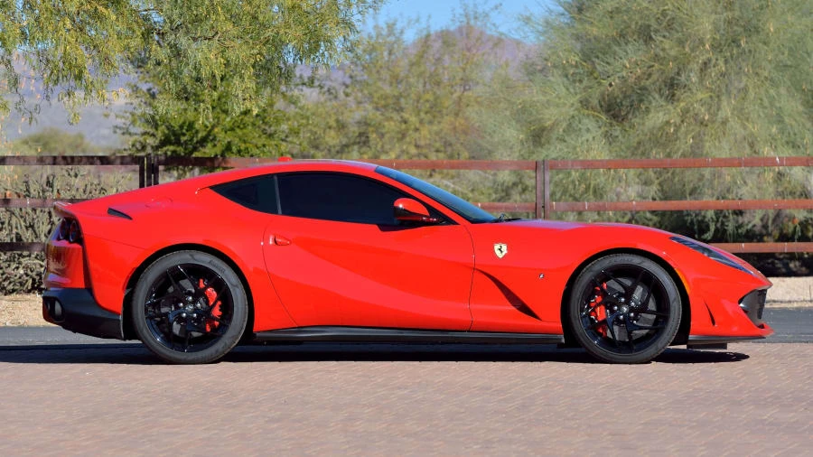2018 Ferrari 812 Superfast - Image 2 of 31