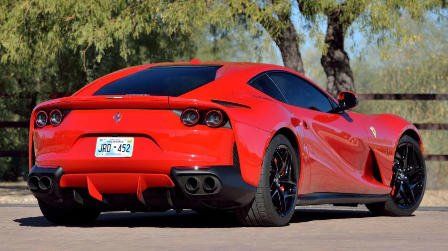 2018 Ferrari 812 Superfast - Image 3 of 31