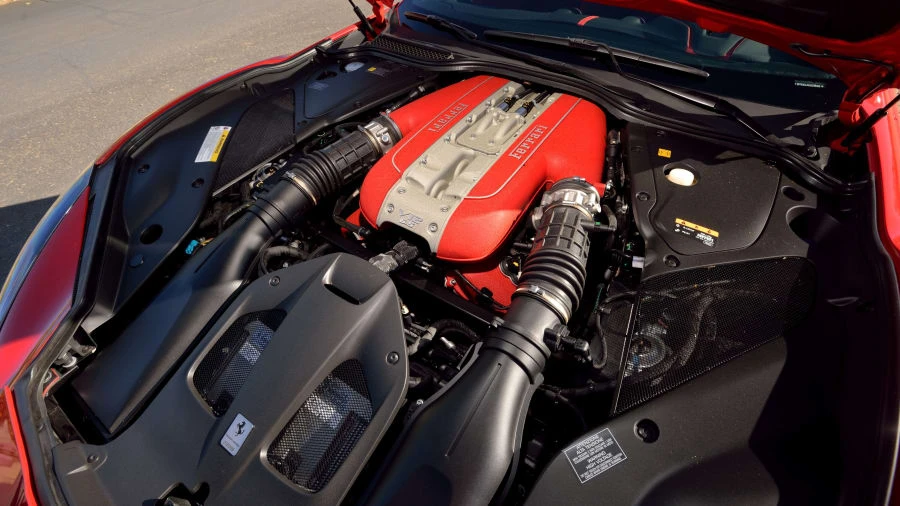 2018 Ferrari 812 Superfast - Image 6 of 31