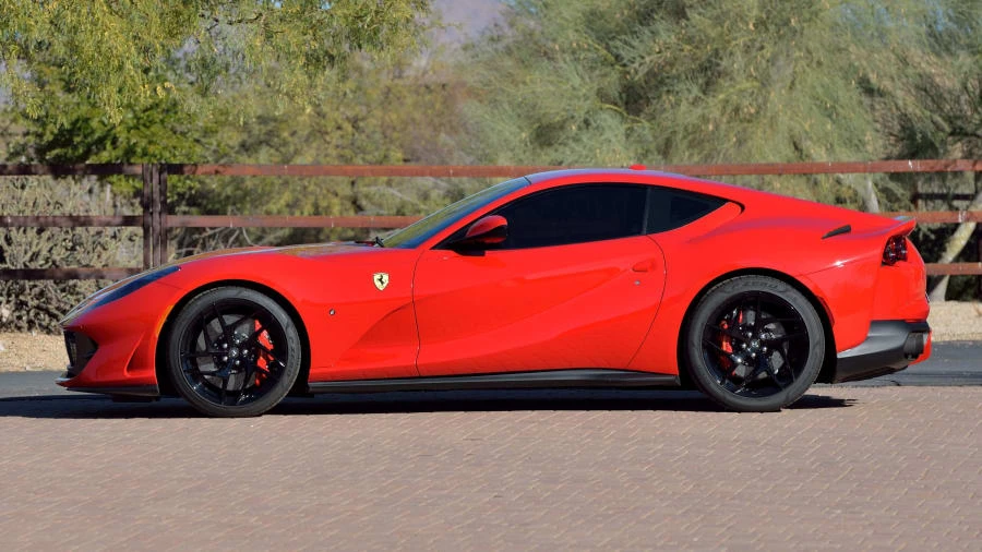 2018 Ferrari 812 Superfast - Image 8 of 31