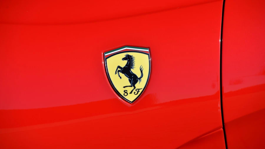 2018 Ferrari 812 Superfast - Image 10 of 31