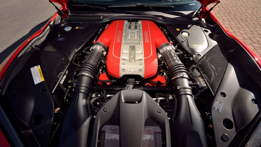 2018 Ferrari 812 Superfast - Image 23 of 31