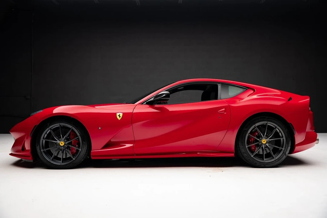 2018 Ferrari 812 Superfast - Image 18 of 21