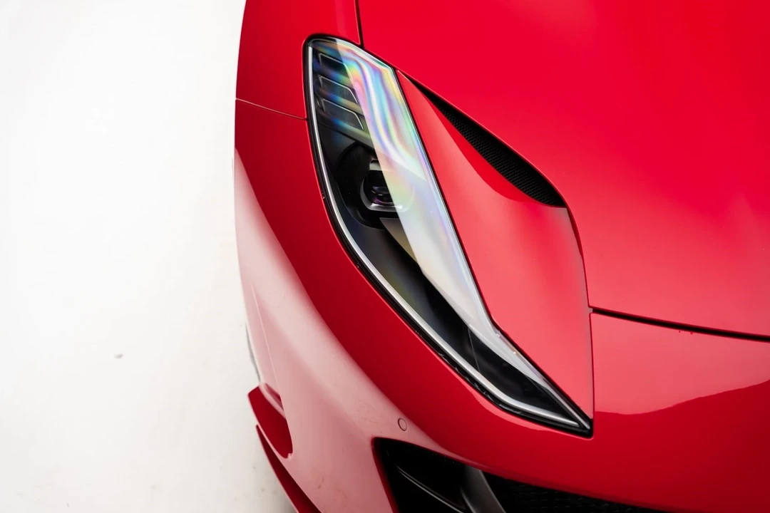 2018 Ferrari 812 Superfast - Image 11 of 21