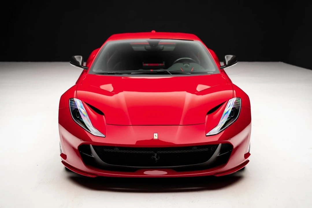 2018 Ferrari 812 Superfast - Image 5 of 21