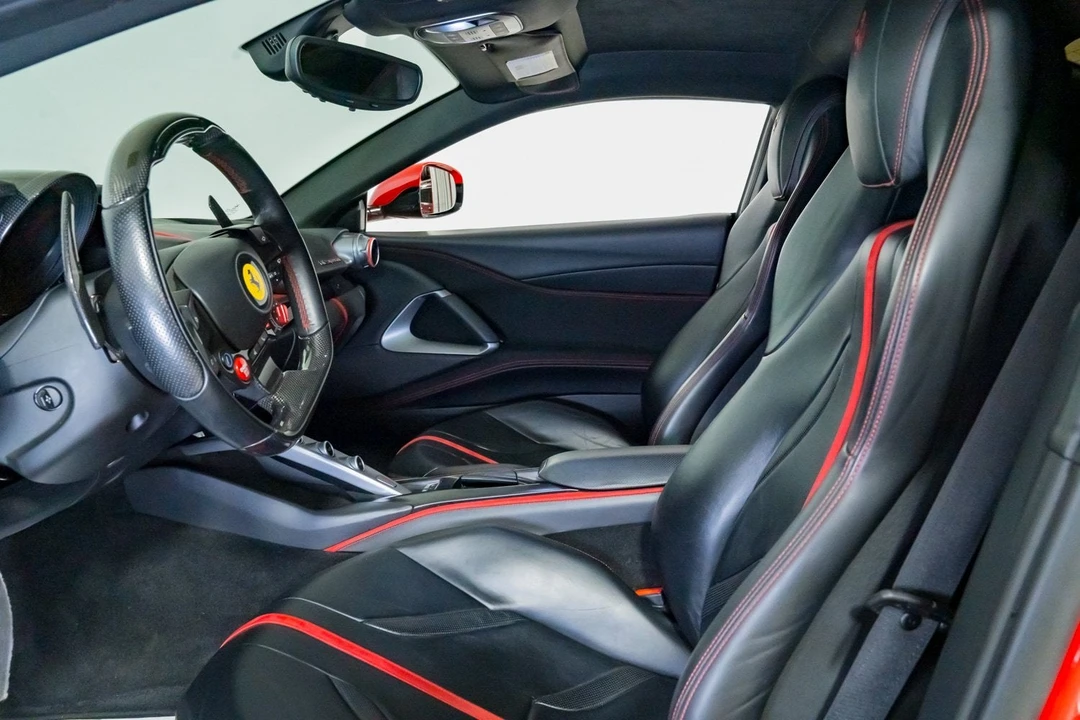 2018 Ferrari 812 Superfast - Image 17 of 31