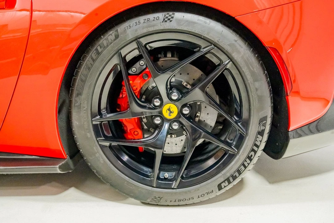 2018 Ferrari 812 Superfast - Image 13 of 31