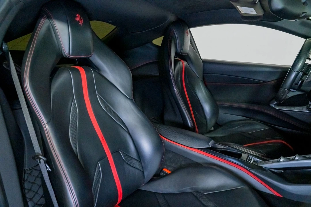2018 Ferrari 812 Superfast - Image 28 of 31