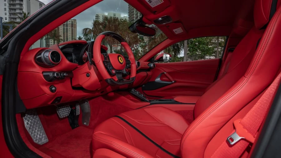 2018 Ferrari 812 Superfast - Image 4 of 31