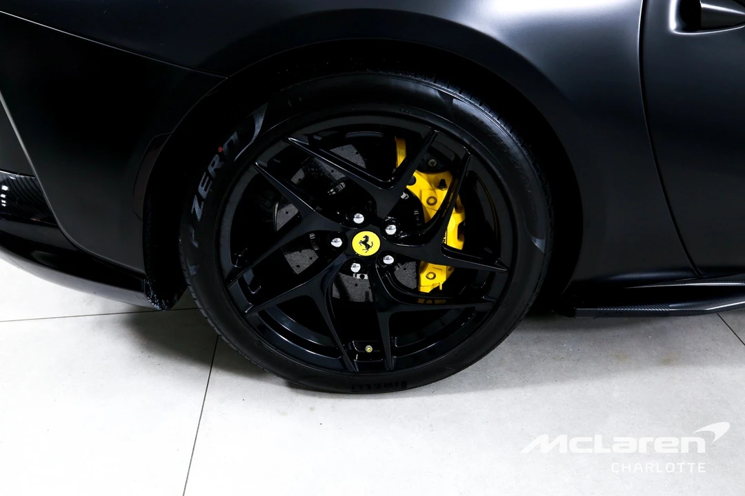 2018 Ferrari 812 Superfast - Image 24 of 31