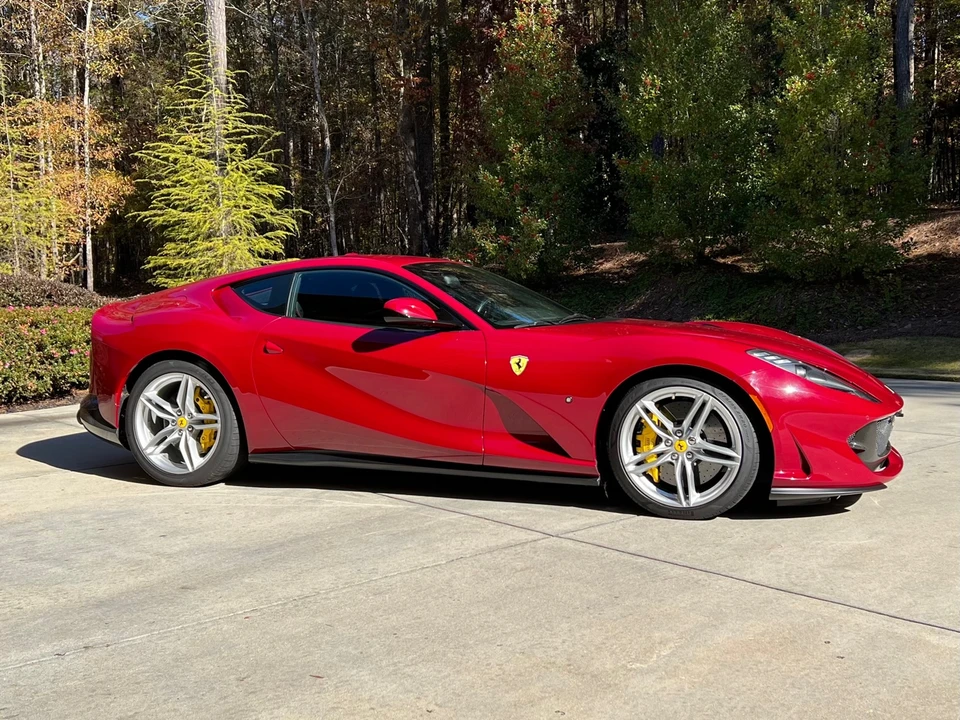 2018 Ferrari 812 Superfast - Image 12 of 31