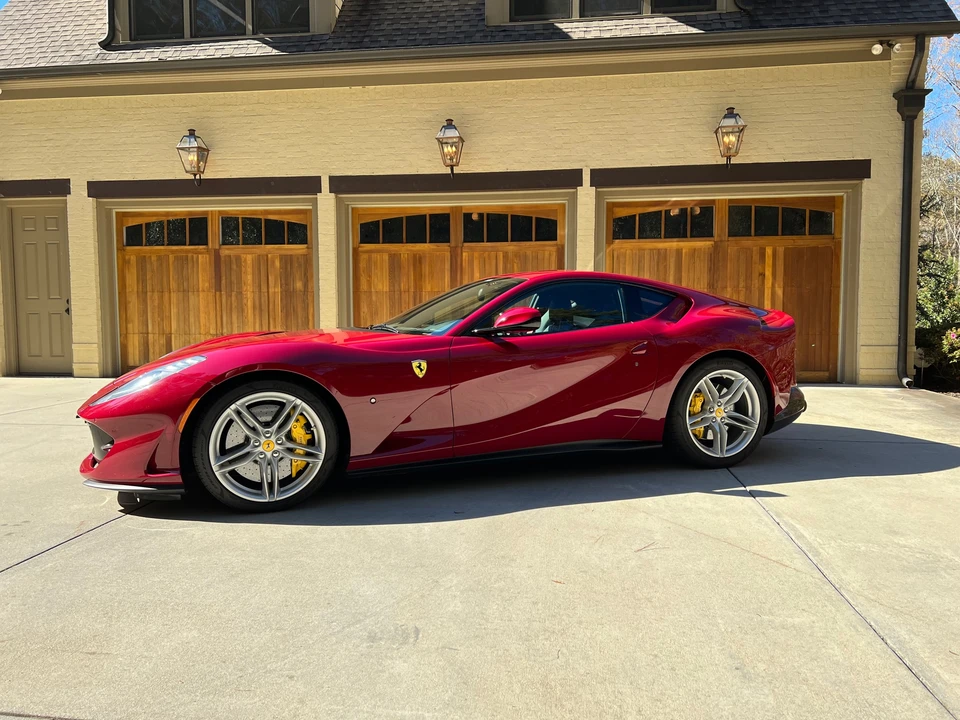 2018 Ferrari 812 Superfast - Image 7 of 31