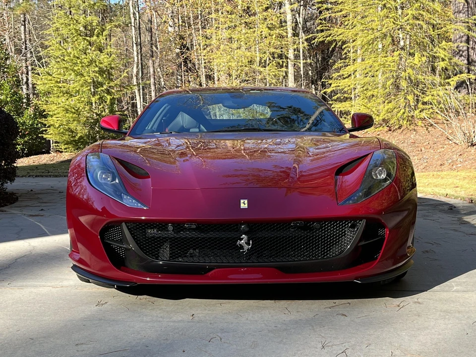 2018 Ferrari 812 Superfast - Image 17 of 31