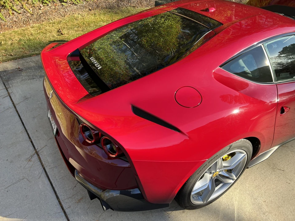 2018 Ferrari 812 Superfast - Image 28 of 31
