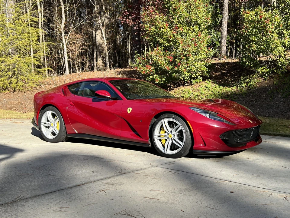 2018 Ferrari 812 Superfast - Image 13 of 31