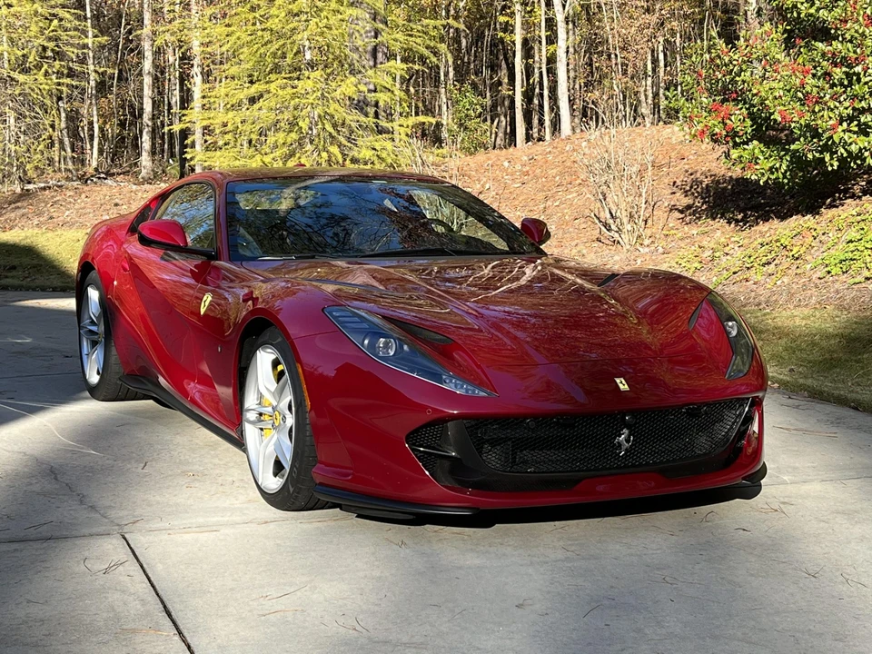 2018 Ferrari 812 Superfast - Image 16 of 31