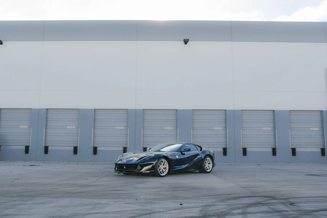 2018 Ferrari 812 Superfast - Image 9 of 31
