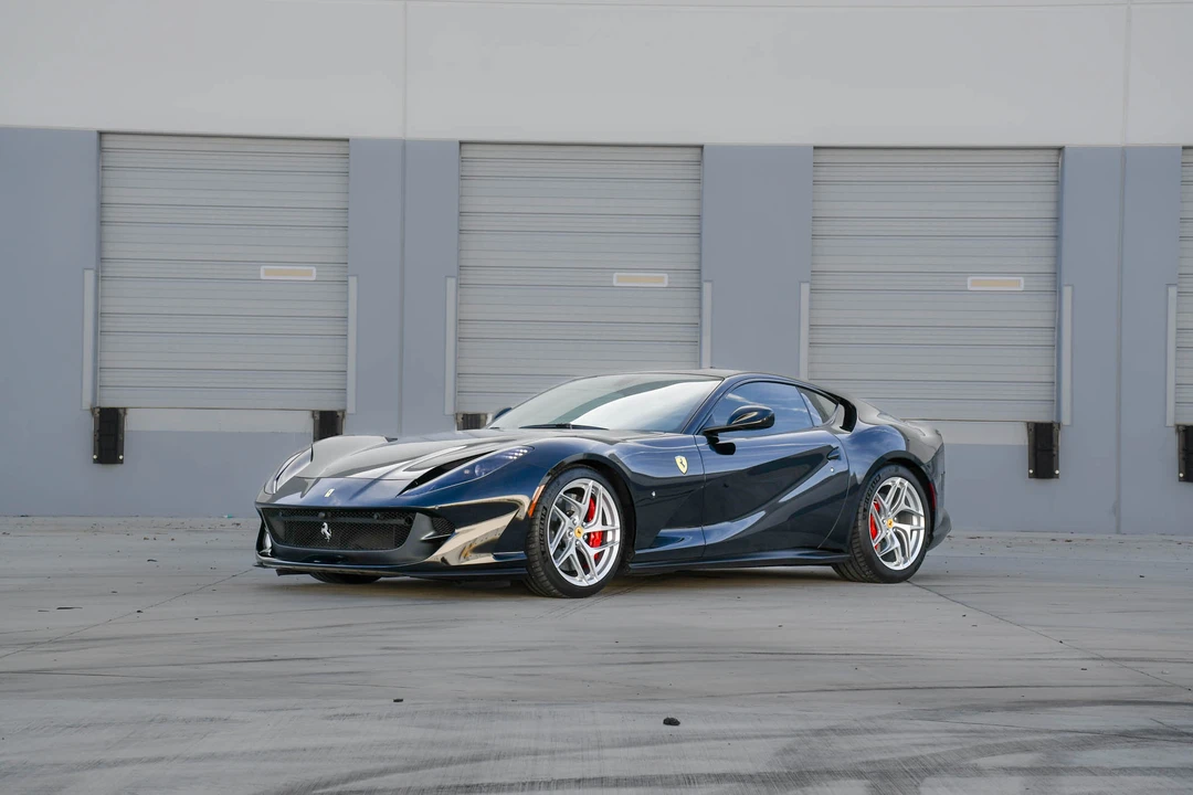 2018 Ferrari 812 Superfast - Image 7 of 31
