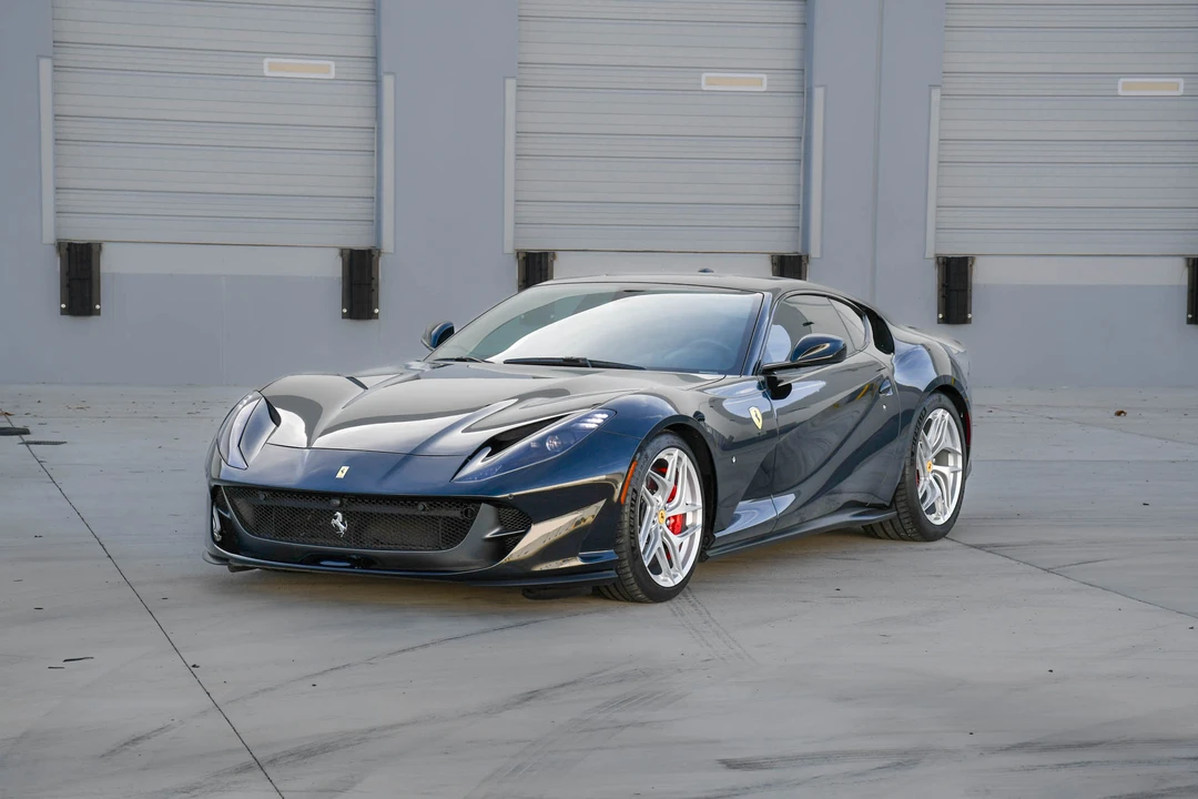 2018 Ferrari 812 Superfast - Image 10 of 31