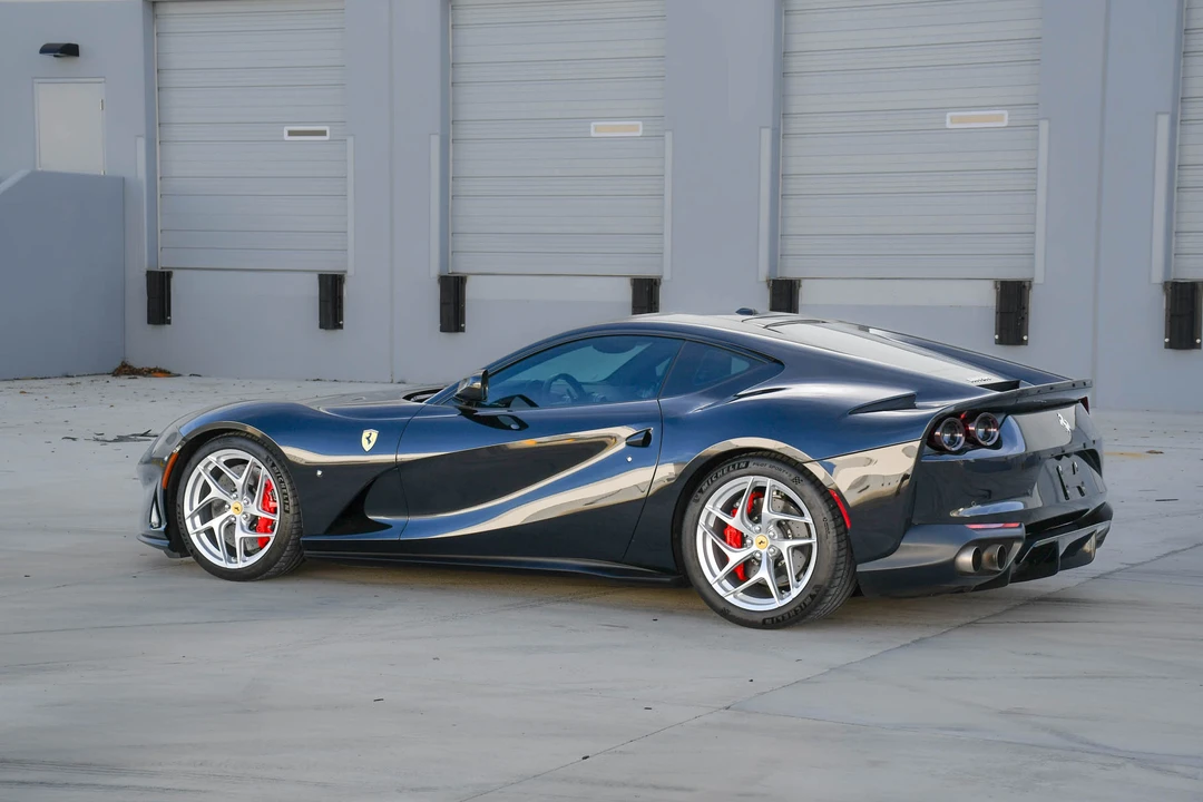 2018 Ferrari 812 Superfast - Image 14 of 31