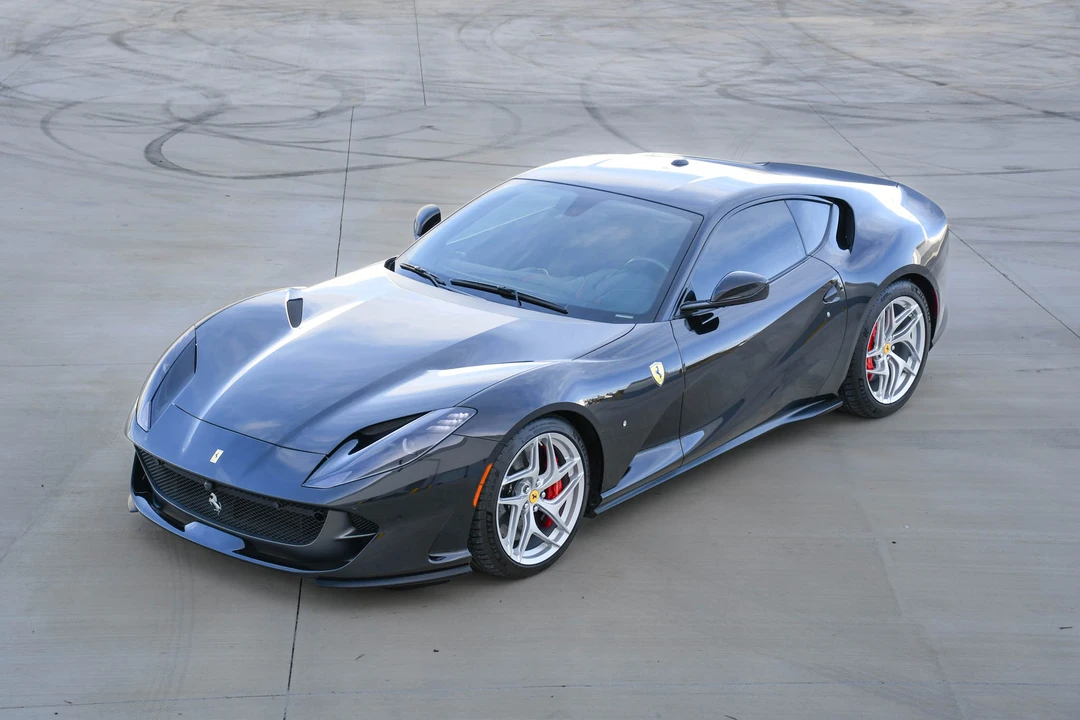 2018 Ferrari 812 Superfast - Image 11 of 31