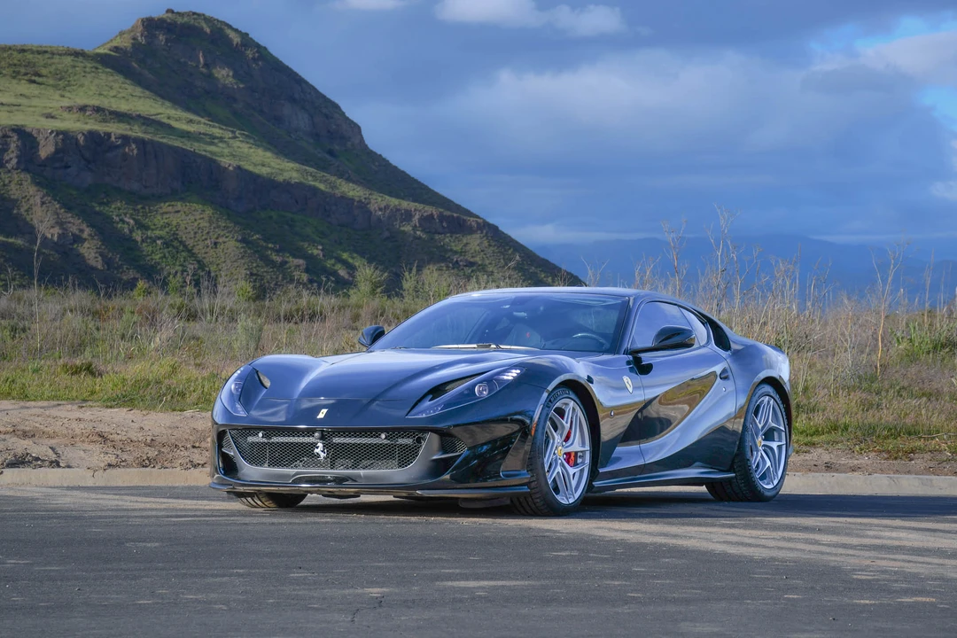 2018 Ferrari 812 Superfast - Image 2 of 31
