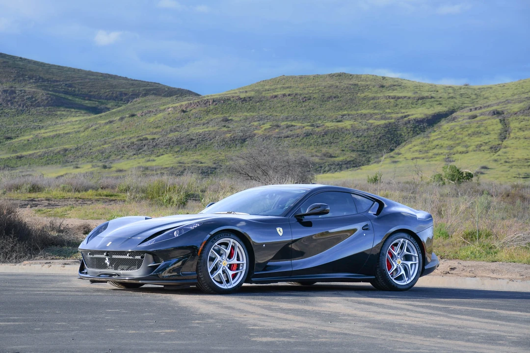 2018 Ferrari 812 Superfast - Image 4 of 31
