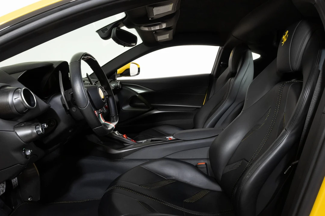 2018 Ferrari 812 Superfast - Image 4 of 31