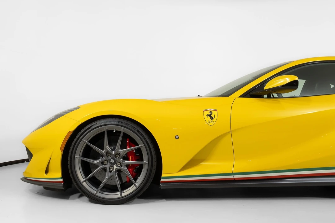 2018 Ferrari 812 Superfast - Image 12 of 31