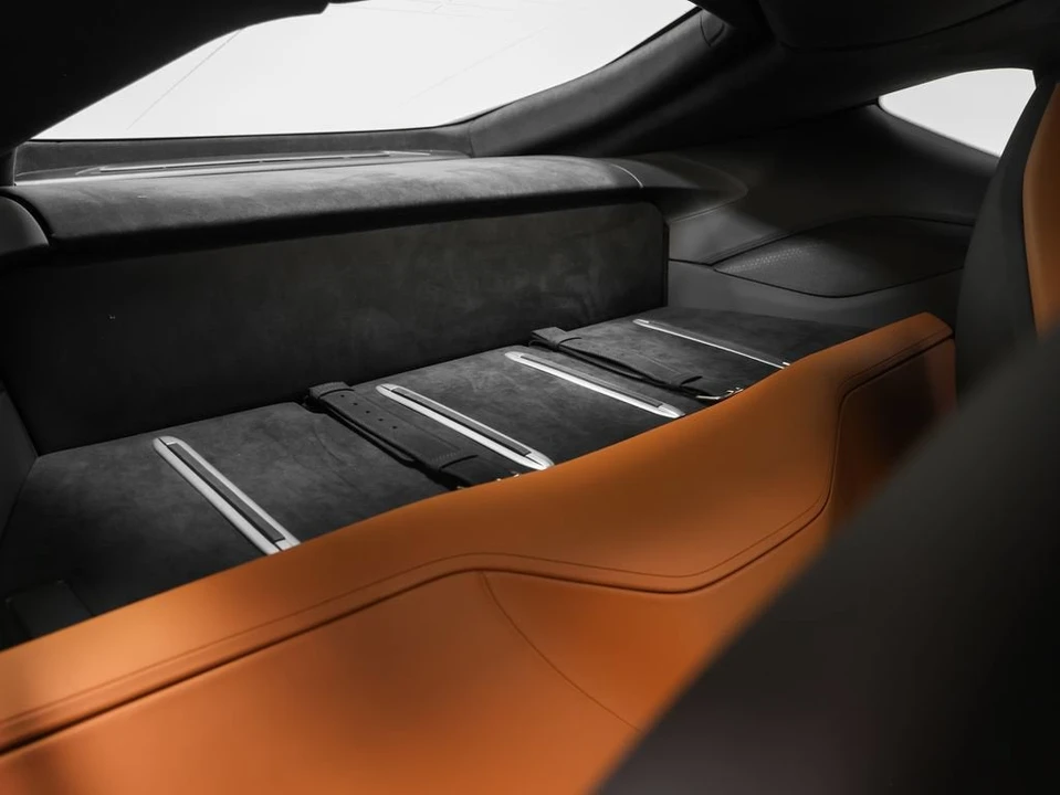 2018 Ferrari 812 Superfast - Image 23 of 31