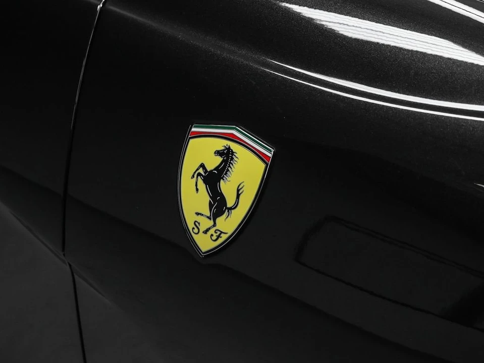 2018 Ferrari 812 Superfast - Image 10 of 31