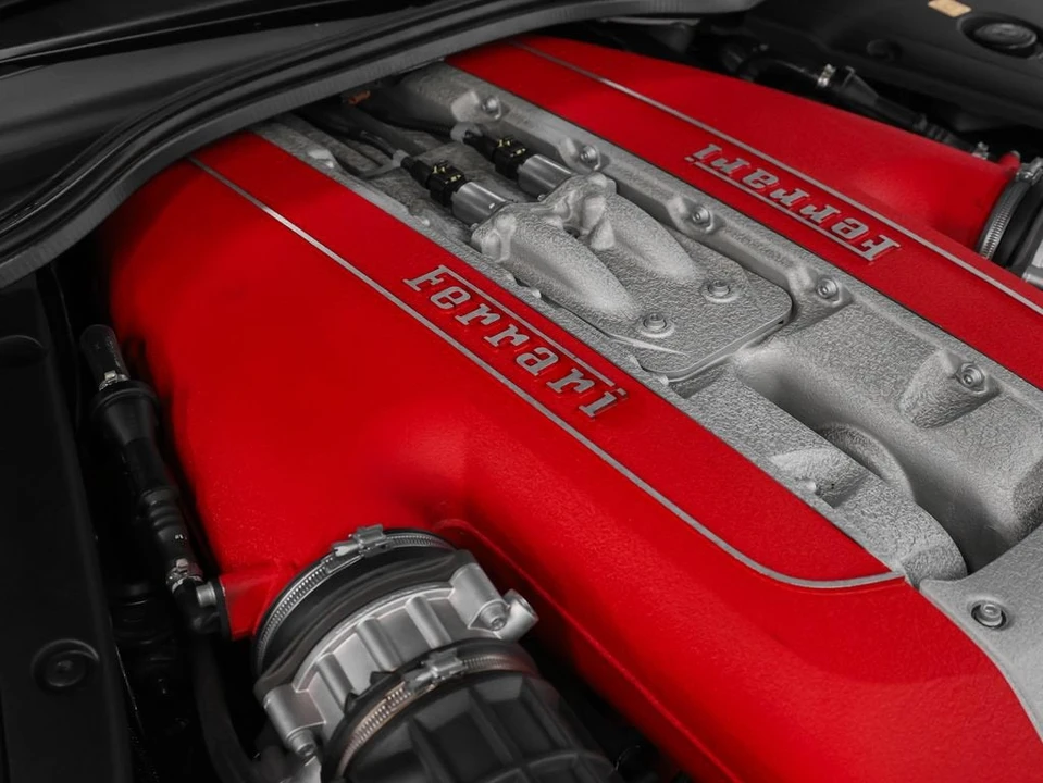 2018 Ferrari 812 Superfast - Image 18 of 31
