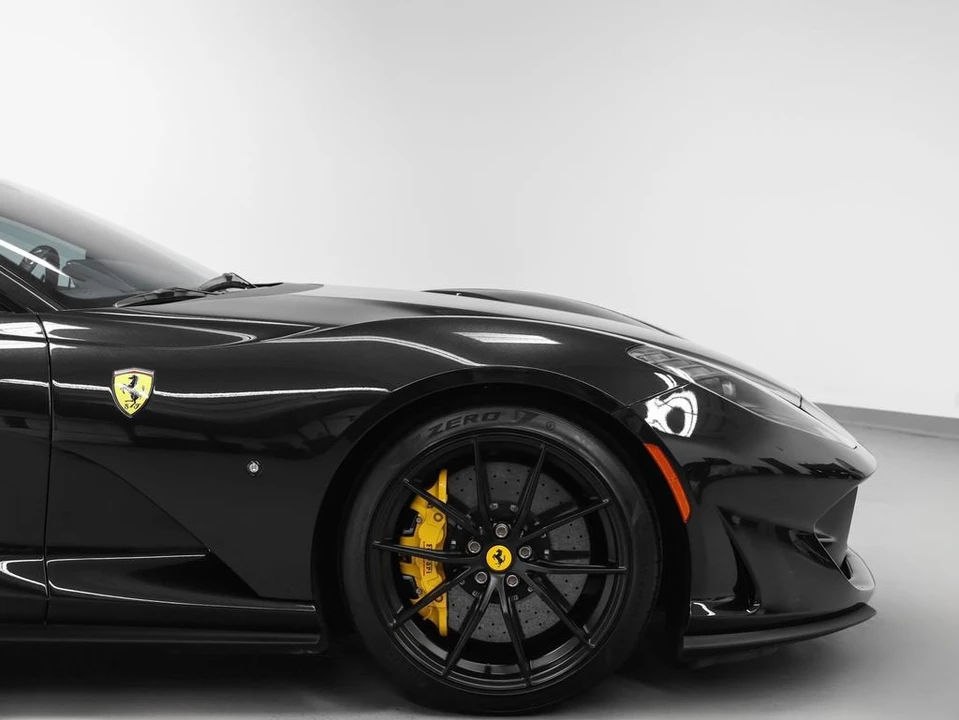 2018 Ferrari 812 Superfast - Image 11 of 31