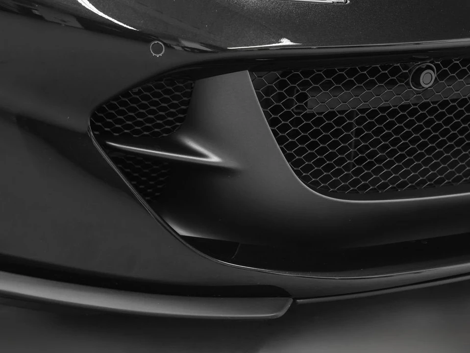 2018 Ferrari 812 Superfast - Image 6 of 31