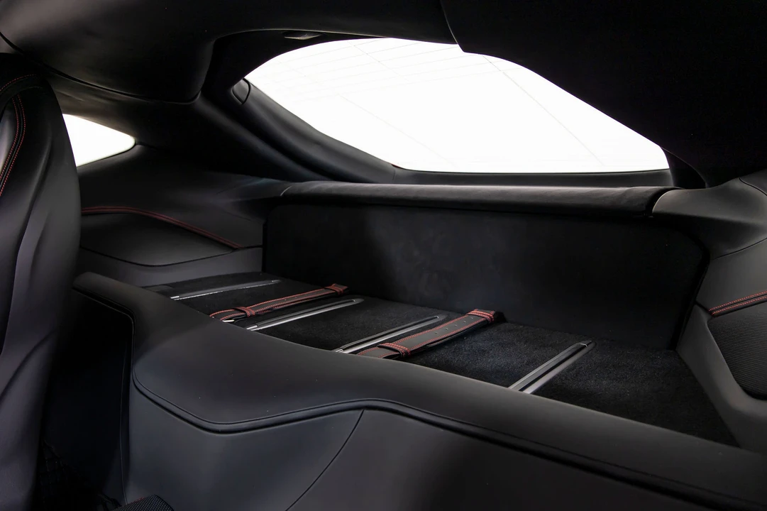 2018 Ferrari 812 Superfast - Image 16 of 31