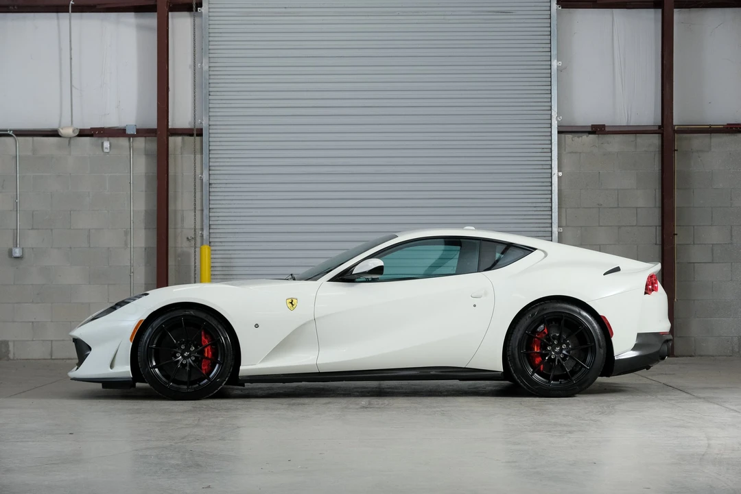2018 Ferrari 812 Superfast - Image 17 of 24