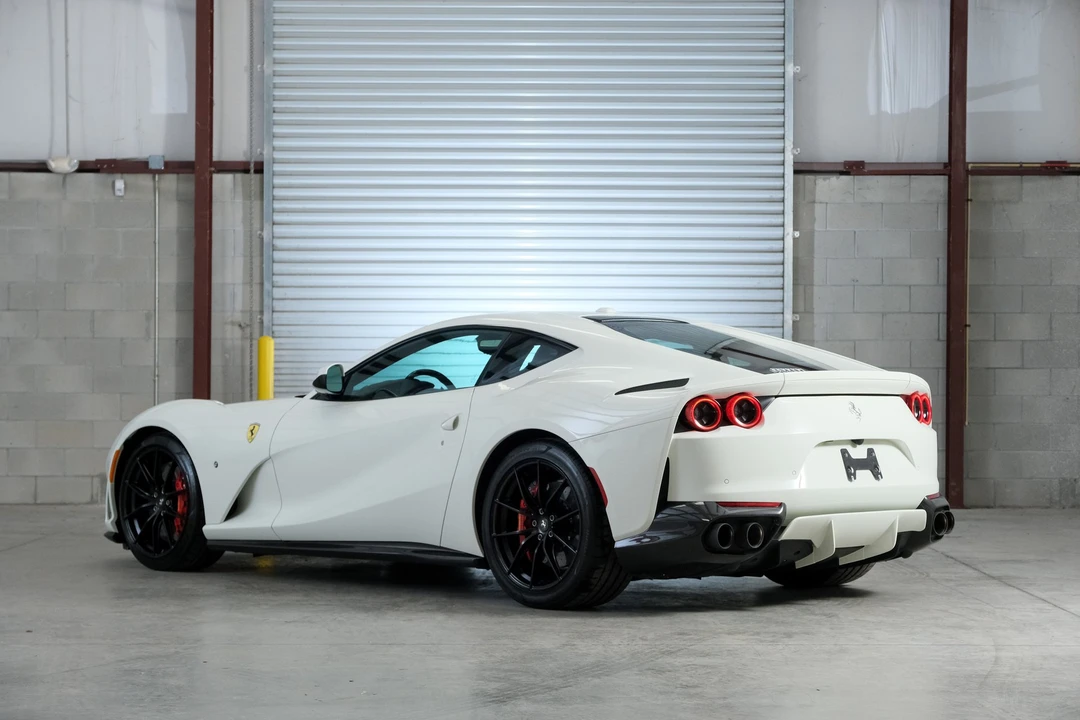 2018 Ferrari 812 Superfast - Image 19 of 24