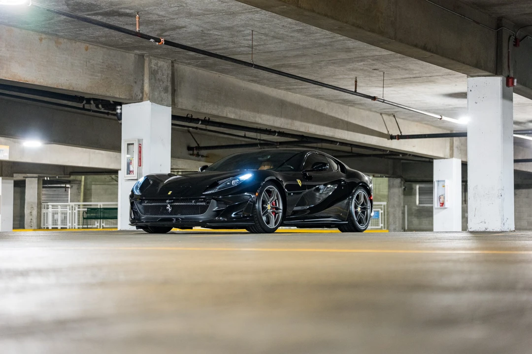 2018 Ferrari 812 Superfast - Image 12 of 31