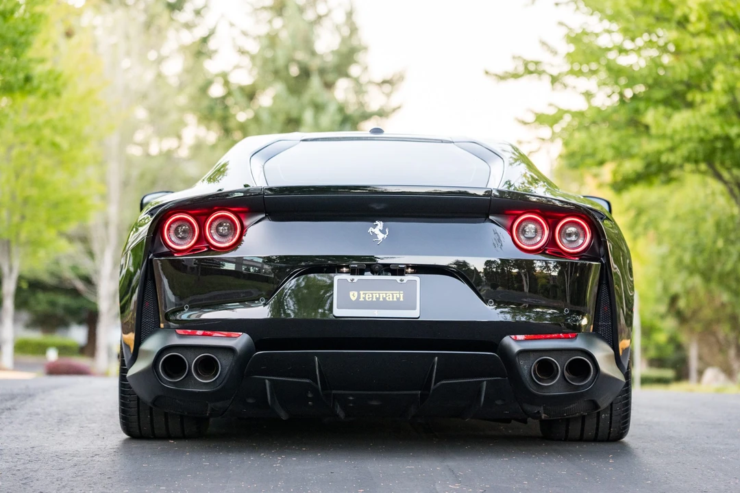 2018 Ferrari 812 Superfast - Image 8 of 31