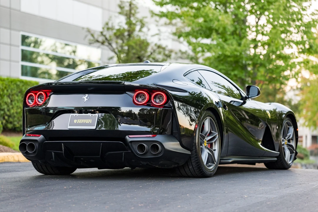 2018 Ferrari 812 Superfast - Image 7 of 31