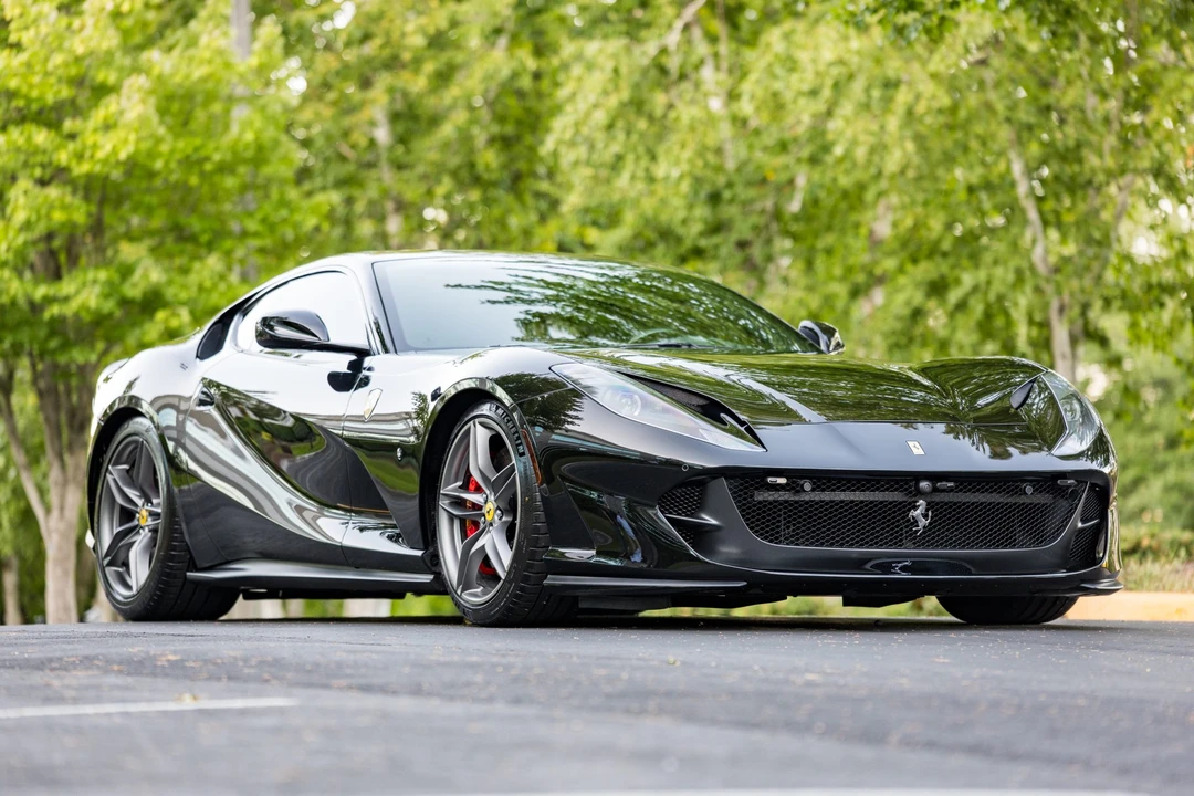 2018 Ferrari 812 Superfast - Image 5 of 31