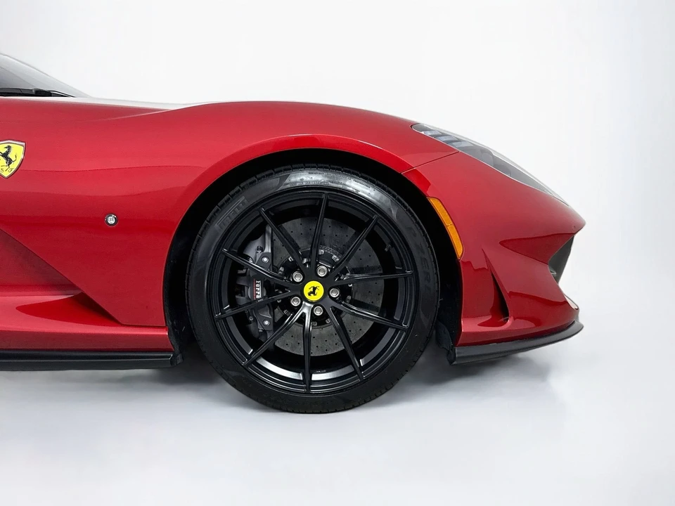 2018 Ferrari 812 Superfast - Image 26 of 29